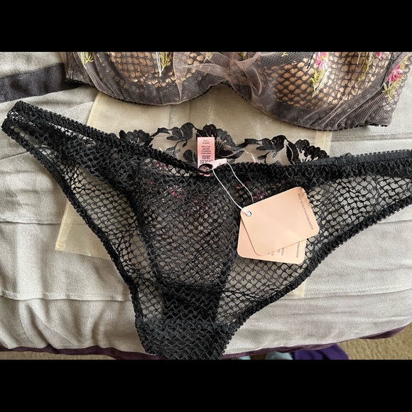 SOLD!! Agent Provocateur Yvette - Picture 2 of 5